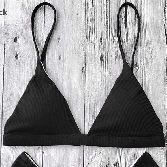 Ribbed Triangle Bikini Set (Black) - Picture 2 of 5